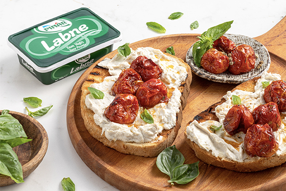 PINAR LABNELİ KÖZ PATLICANLI EKMEK ÜSTÜ