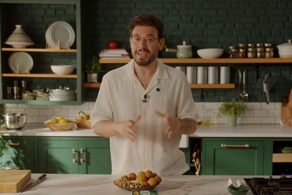 ŞEF DANİLO ZANNA’DAN PINAR LABNE SOSLU FALAFEL