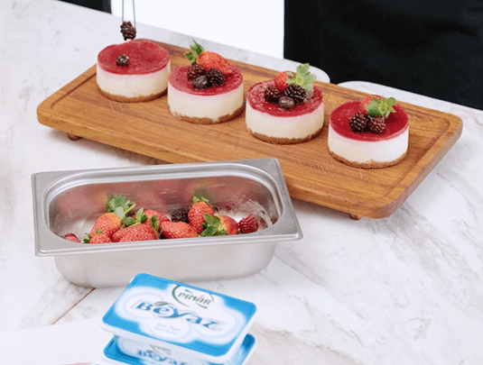 ORMAN MEYVELİ CHEESECAKE