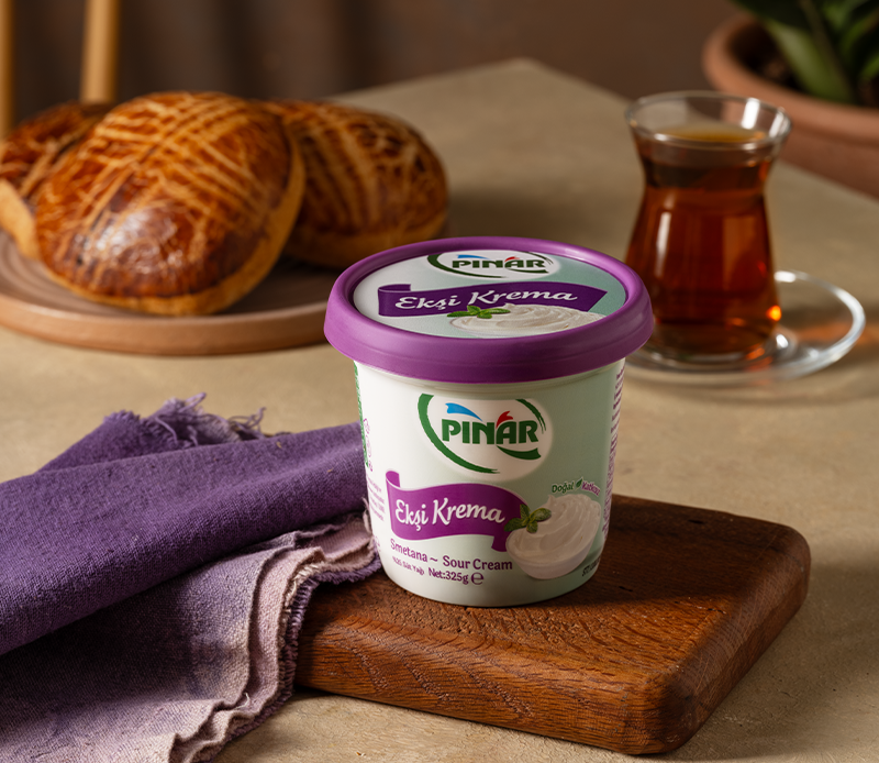 PINAR EKŞİ KREMALI KARAKÖY POĞAÇASI